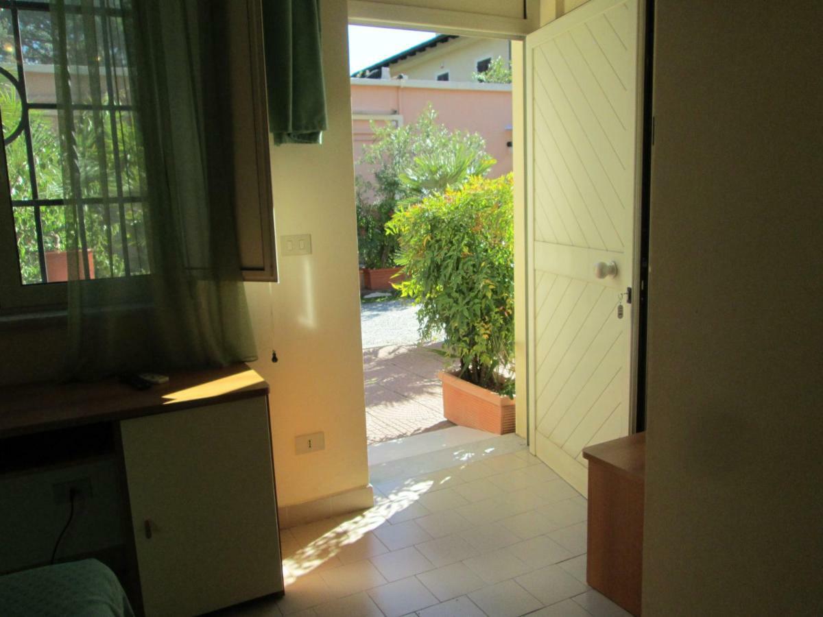 Hotel Italia Marina di Massa Eksteriør bilde