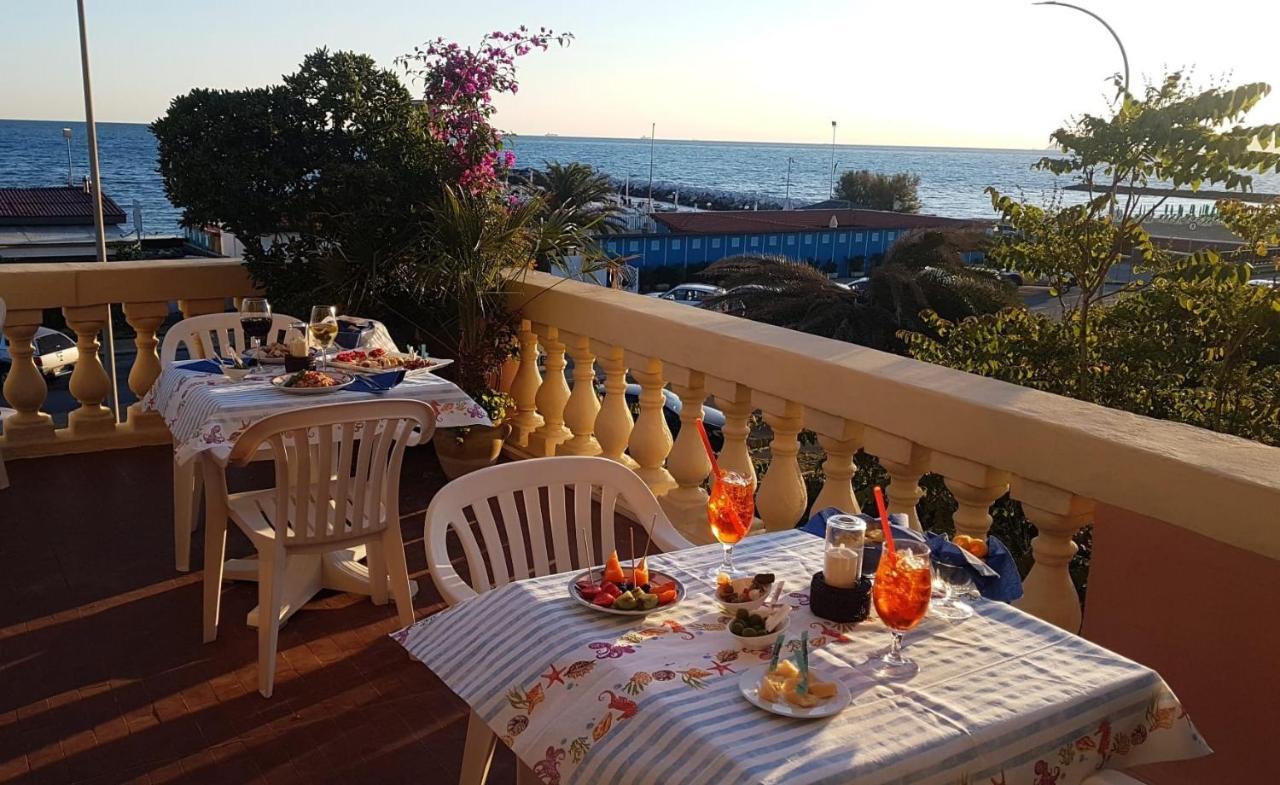 Hotel Italia Marina di Massa Eksteriør bilde